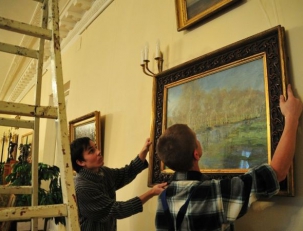 Картины Айвазовского, Щукина, Куинджи, Тропинина и Захарова вернулись в Грозный через двад...